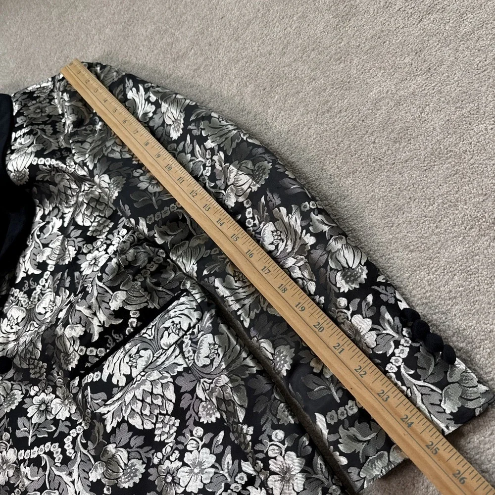 Kilburne Finch Formal Wear Floral Tuxedo Jacket Size 42R Silver Black